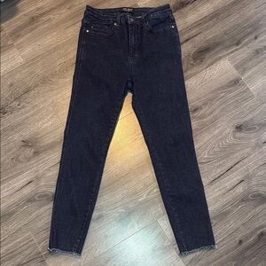 💙Judy Blue Dark Wash Jeans Modern Fit casual chic stylish everyday wear
